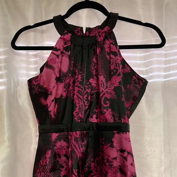 Tahari petite midi sleeveless dress - Picture 4 of 10